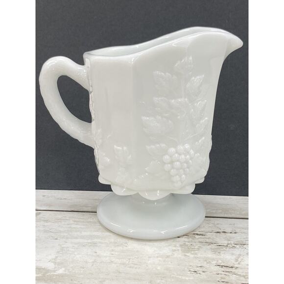 Vintage Westmoreland Footed Milk Glass Pitcher Paneled Grape and Vine Pattern - Picture 12 of 12